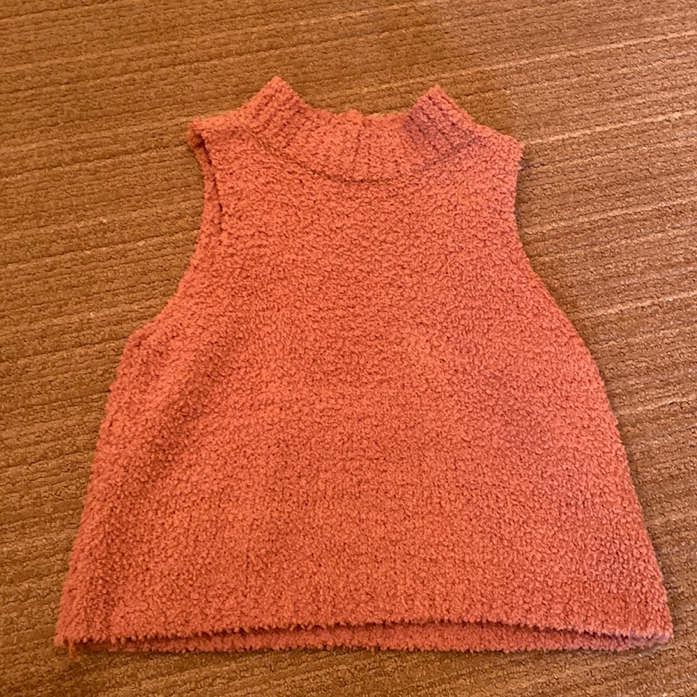 She+Sky sleeveless turtle neck top. worn once or twice perfect condition